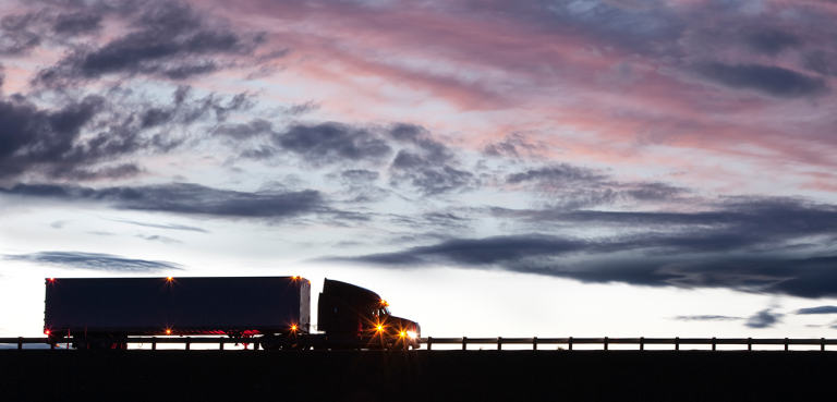 Why 24/7 Mobile Road Repair Matters for Truck Drivers and Fleets
