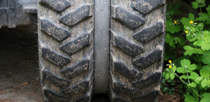 Home 2 I 55 Truck Trailer Repair Crawfordsville AL commercial truck tire repair before you show up on the shoulder.jpeg